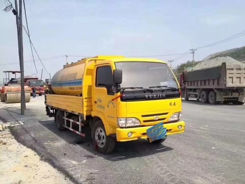 沥青撒布机个人一手车