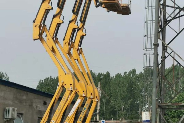 秦皇岛出租高空作业车  升降机 空压机