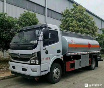 供应东风8吨油罐车运输车