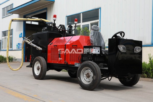 萨奥350升灌缝机 灌缝机生产厂家 萨奥灌缝机 大型沥青灌缝机