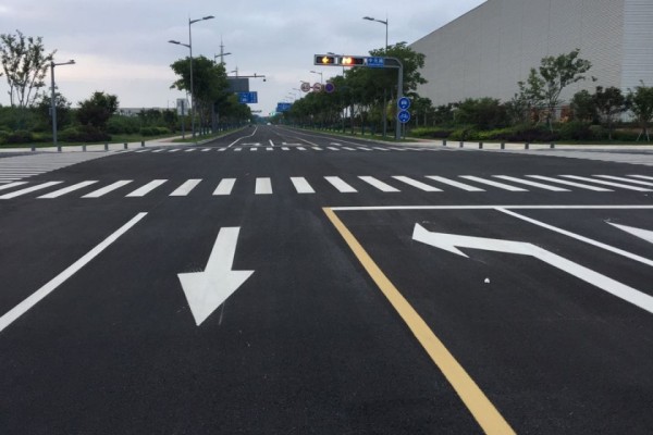 南京道路劃線❖道路路段車道寬度具體要求❖南京達尊交通工程公司