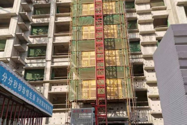 北京建筑施工升降机物料提升机sc200/200齿轮式升降机施工电梯