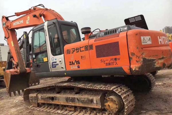 青海出售二手日立240-3G挖掘机，小松240和360卡特320和336神钢260和350沃尔沃210和360等出售