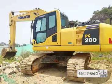出售二手小松200挖掘机