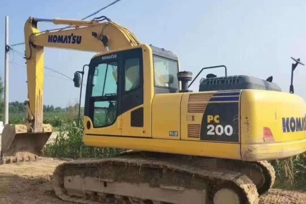 重庆二手挖掘机直销出售二手小松200-8挖掘机包运到家