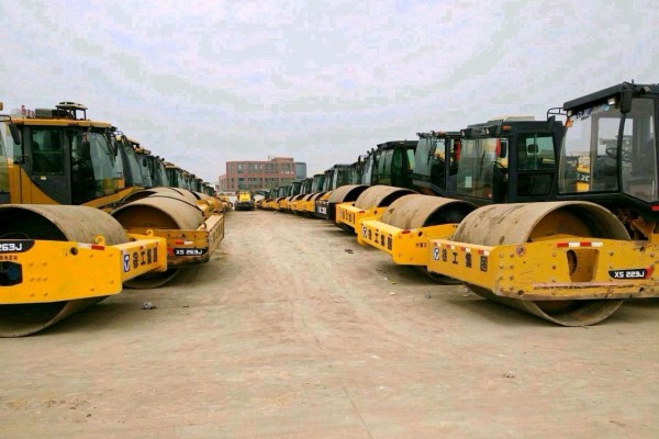 杭州二手壓路機市場，出售二手徐工20-22-26噸壓路機