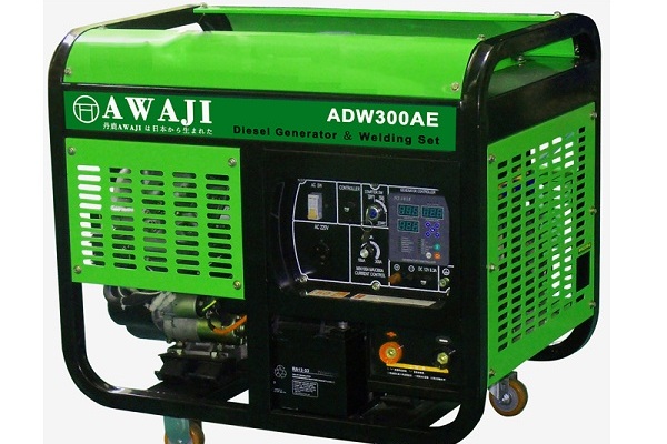 供應300A柴油發電電焊機ADW300AE