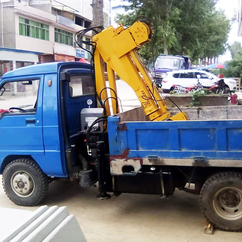 供应唐骏折臂吊 小型折臂式吊车 汽车随车折臂吊