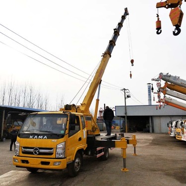 出售二手耐力10吨汽车吊 12吨汽车吊 汽车吊机