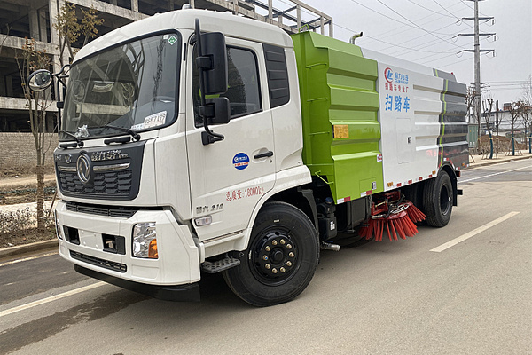 道路清掃車  道路洗掃車   高速掃路車