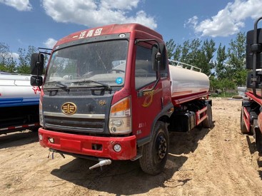 出售二手東風灑水車  東風灑水車 灑水車報價