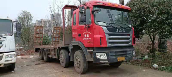 出售二手大力拖车