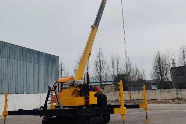 供應中申智造8噸履帶吊 新疆廠家供應360度的功能履帶隨車吊