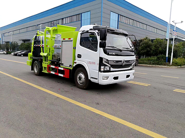 东风多利卡餐厨垃圾车   餐于垃圾车   多利卡密封垃圾车