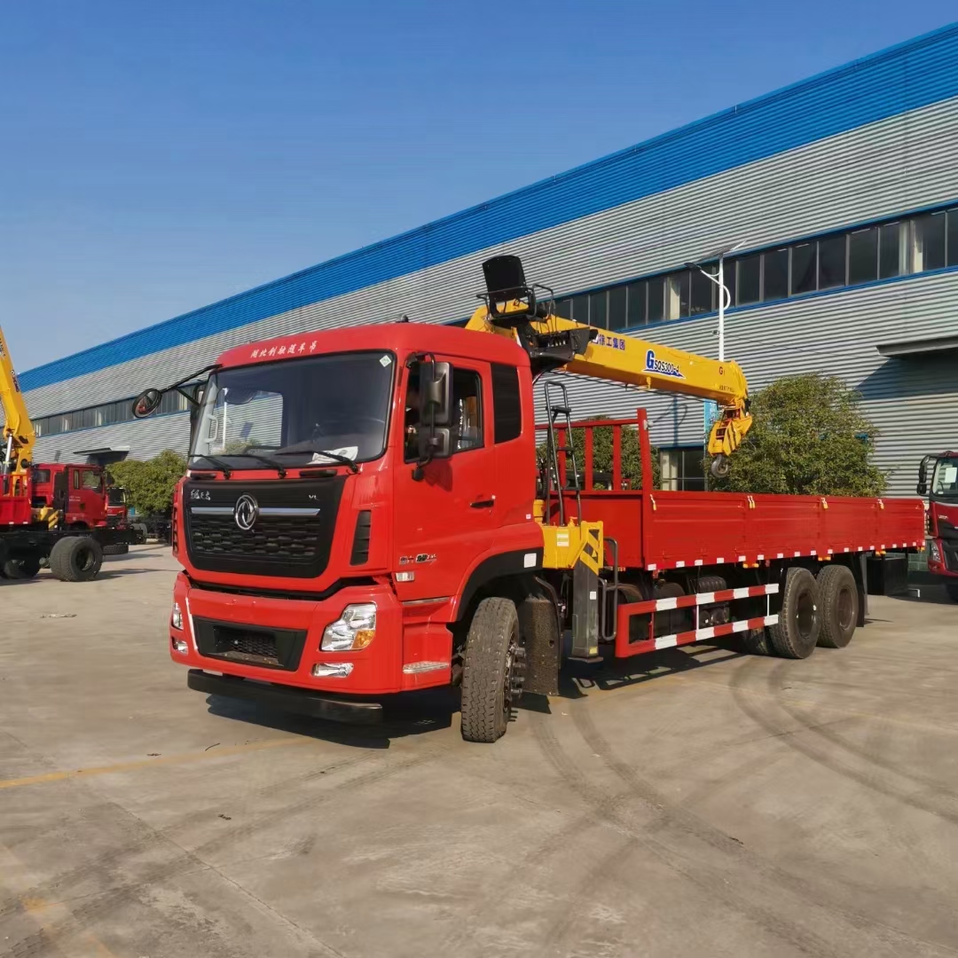 河南徐工隨車吊廠家直銷，新鄉12噸隨車吊哪裏便宜，徐工售後無憂有保障