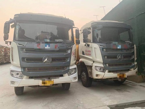 来宾转让二手三一搅拌车17年国五大12方搅拌运输车