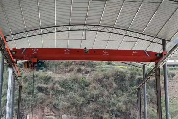 處理5噸10米高7米精致二手龍門吊2台 全套 安裝後未使用