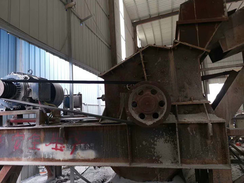 出售二手煤矸石破碎机风化石破碎机制砂机1212板锤制砂机