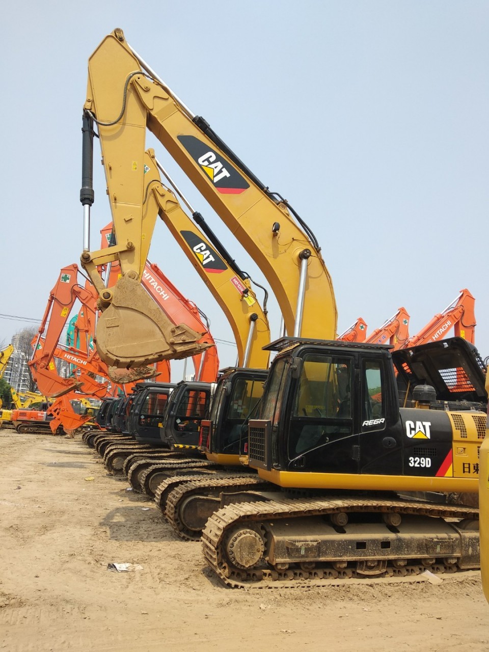 广州||深圳||珠海二手挖掘机市场||出售二手小松240-360挖掘机