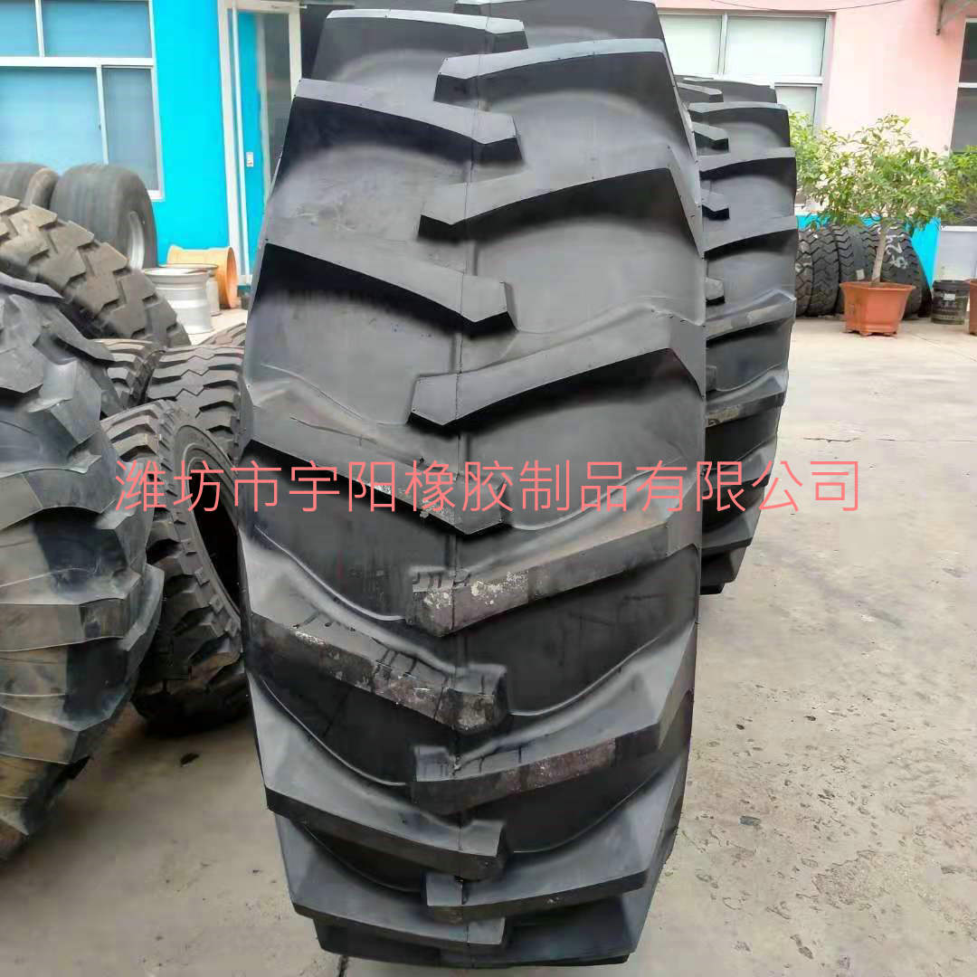 650/75R32 大马力拖拉机轮胎 子午线人字轮胎