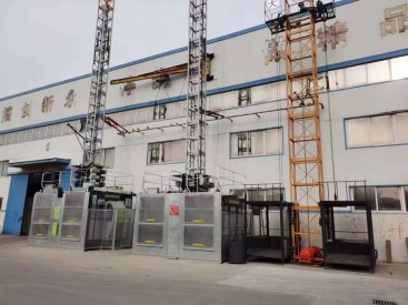 河南施工电梯，大诚机械SC200/200升降机