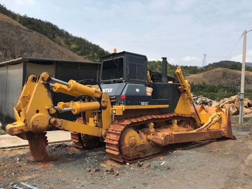新乡二手推土机市场|160-220山推 干/湿地手/自动档推土机