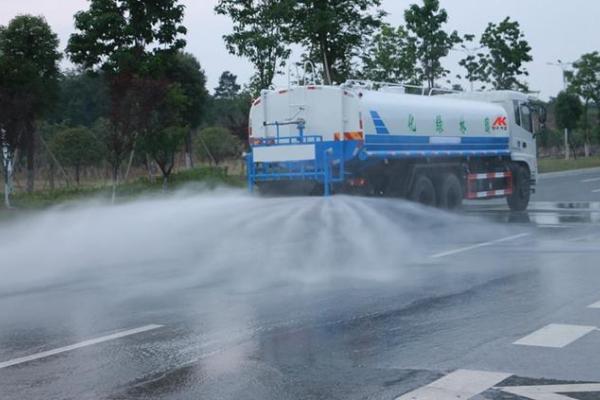 上海地區灑水車吸汙清洗車路麵清洗養護工地降塵綠化灑水