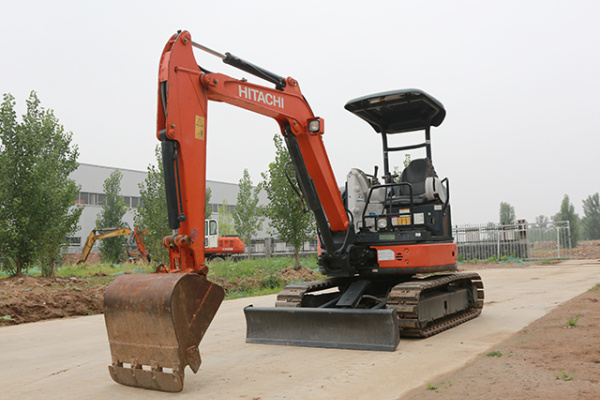 出售二手日立ZX30U-5挖掘機日本原裝進口小型挖掘機