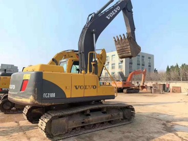 重庆原装沃尔沃210、240和360二手挖掘机，售后完善