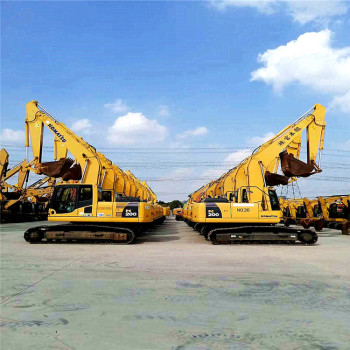 重庆专业小松130 200 240和360二手挖掘机 免费送货