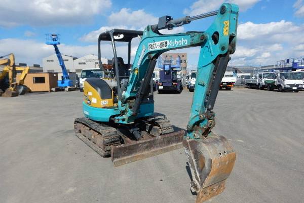 出售二手久保田U-30-5挖掘机日本原装进口报关车