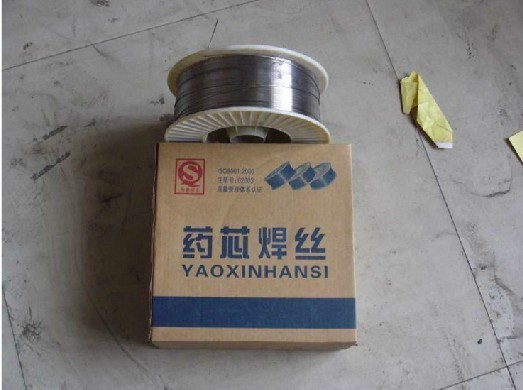 供應YD990耐磨藥芯焊絲 耐高溫堆焊焊絲破碎機其它配套件