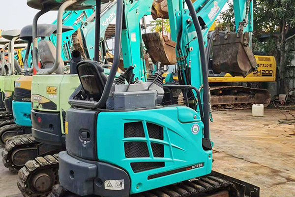 出售二手原装进口神钢SK17SR-3挖掘机2021年报关