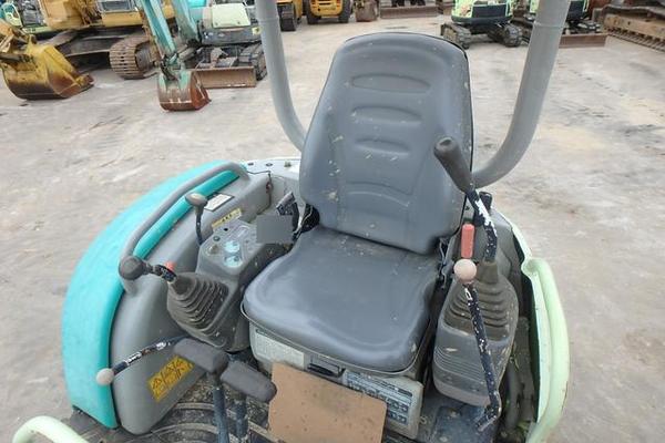 出售二手洋马VIO20-3小型挖掘机果园用微型挖沟机