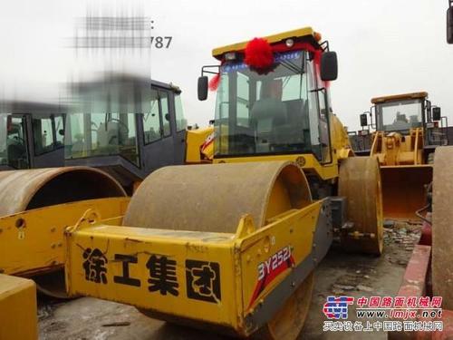 供应徐州震动14-20JC压路机