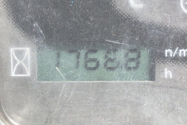 河南安阳出售二手久保田20小型挖掘机耐用的原装进口微型挖沟机