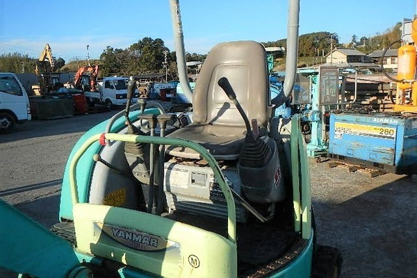 低价处理农田改造用二手小挖机洋马VIO20-3原装进口小勾机