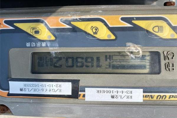 久保田17小型挖掘机进口农用二手小挖机便宜的果园勾机