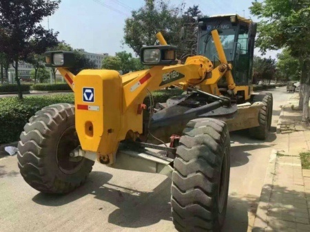 宁波二手平地机市场| 徐工180平地机个人转让