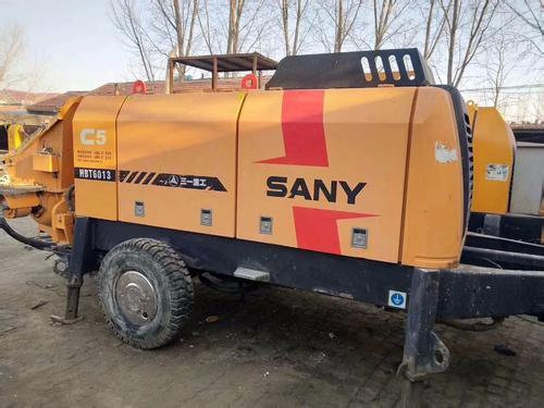 北京回收拖泵北京回收二手混凝土输送泵