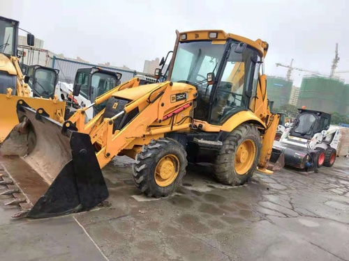 原装进口JCB3CX，4CX两头忙挖掘装载机，装配四项铲斗，破碎锤