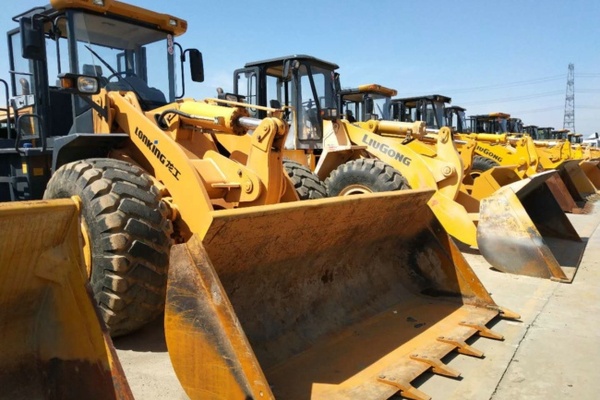 临高县二手装载机市场|柳工龙工临工50-30-20铲车,出售