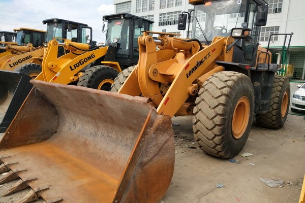 上饒二手裝載機市場|柳工龍工臨工30-50鏟車九成新