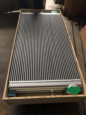 小松挖掘机PC300-7油冷却器207-03-71641原厂原装
