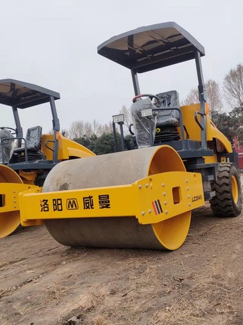 供应洛阳4吨压路机，8吨压路机