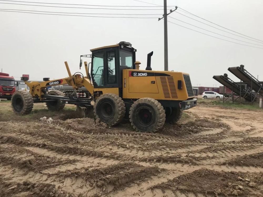 张家界二手平地机市场| 徐工180平地机出售