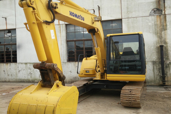 浙江杭州二手挖掘機市場出售小鬆、卡特220、360挖掘機