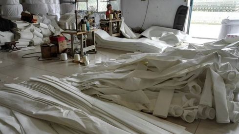 供应晗跃150*6000覆膜防静电除尘滤袋 防水拒油除尘布袋