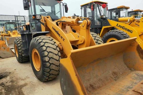 玉树二手装载机市场|二手柳工龙工临工3050装载机铲车