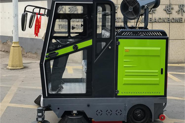 供应清扫机 驾驶式小型扫地车 工厂车间电动清扫车